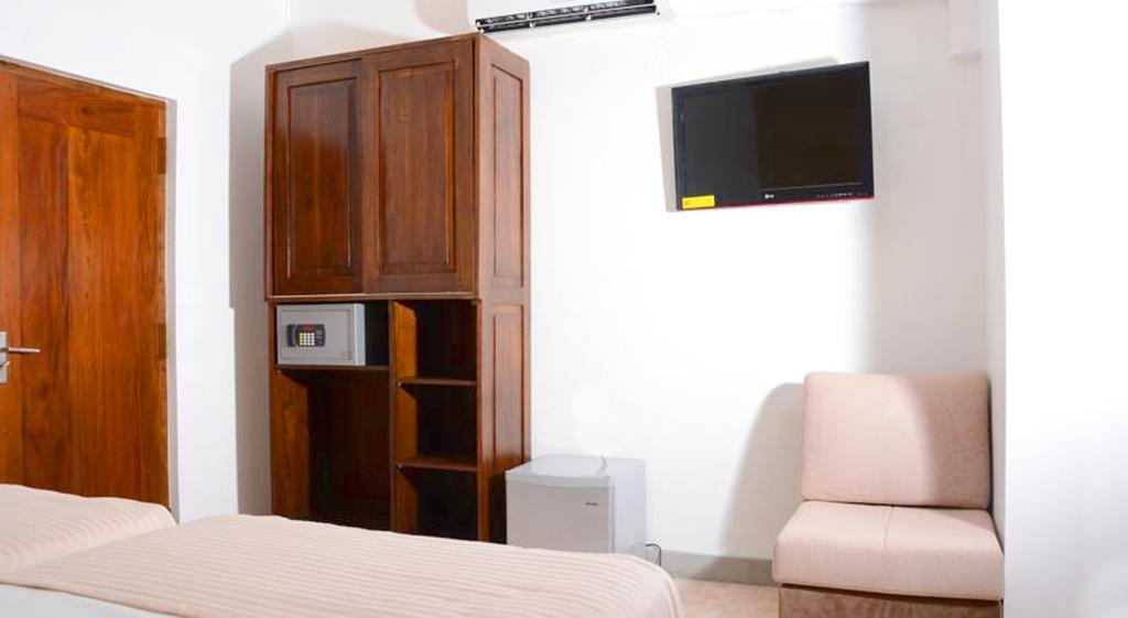 Inlak Garden Hotel Negombo Rum bild