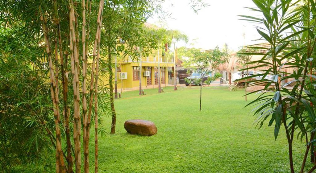Inlak Garden Hotel Negombo Exteriör bild