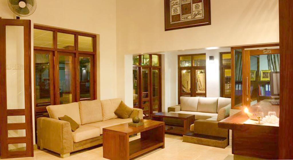 Inlak Garden Hotel Negombo Exteriör bild