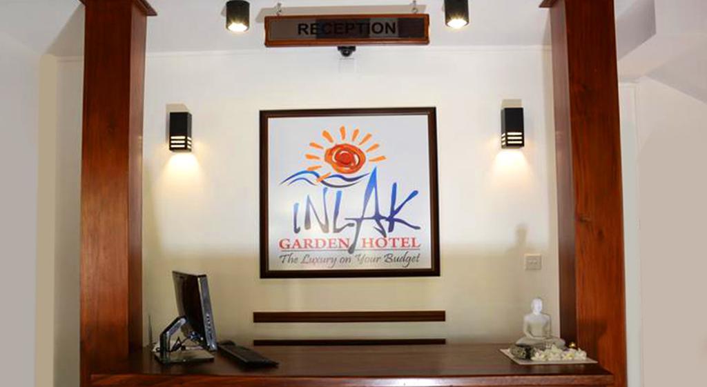 Inlak Garden Hotel Negombo Exteriör bild