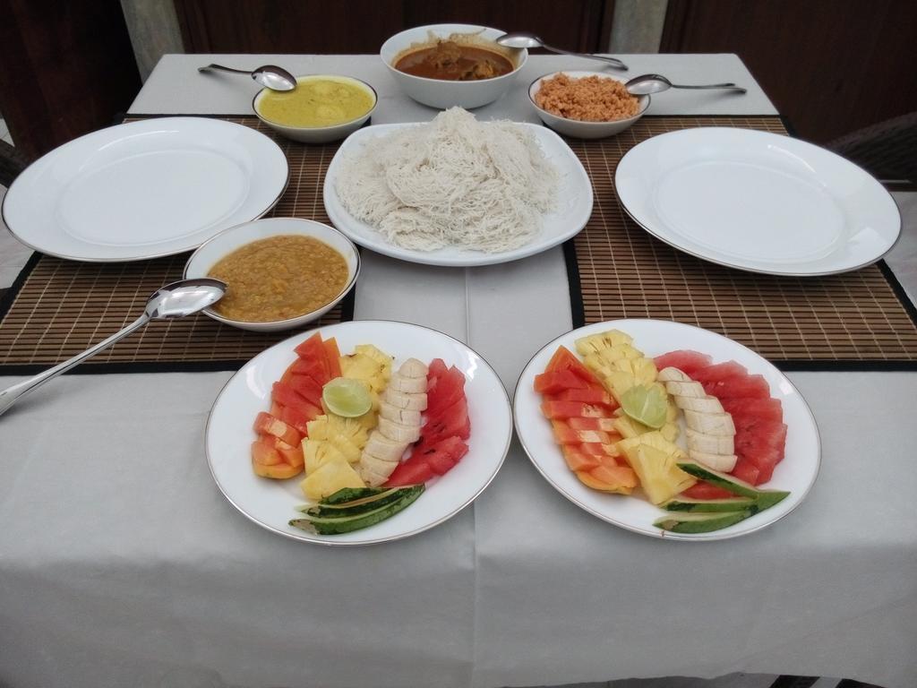 Inlak Garden Hotel Negombo Exteriör bild